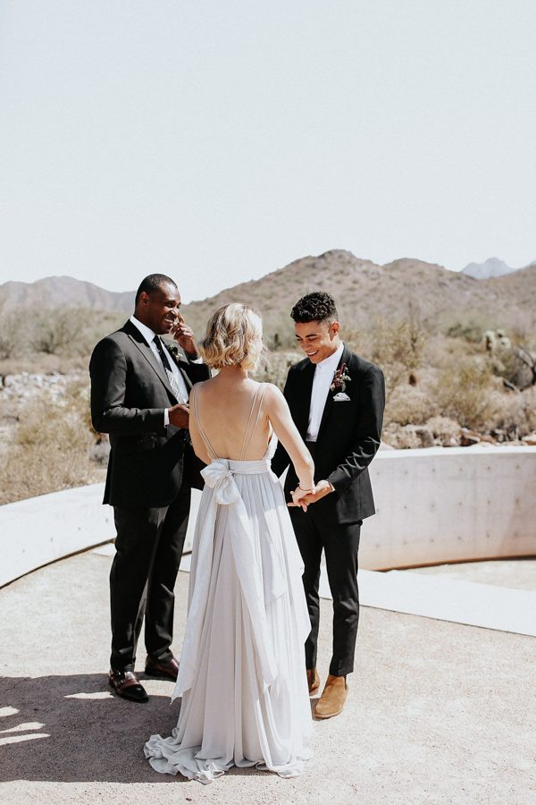 fashion-forward-scottsdale-wedding-in-black-grey-and-rose-gold-17