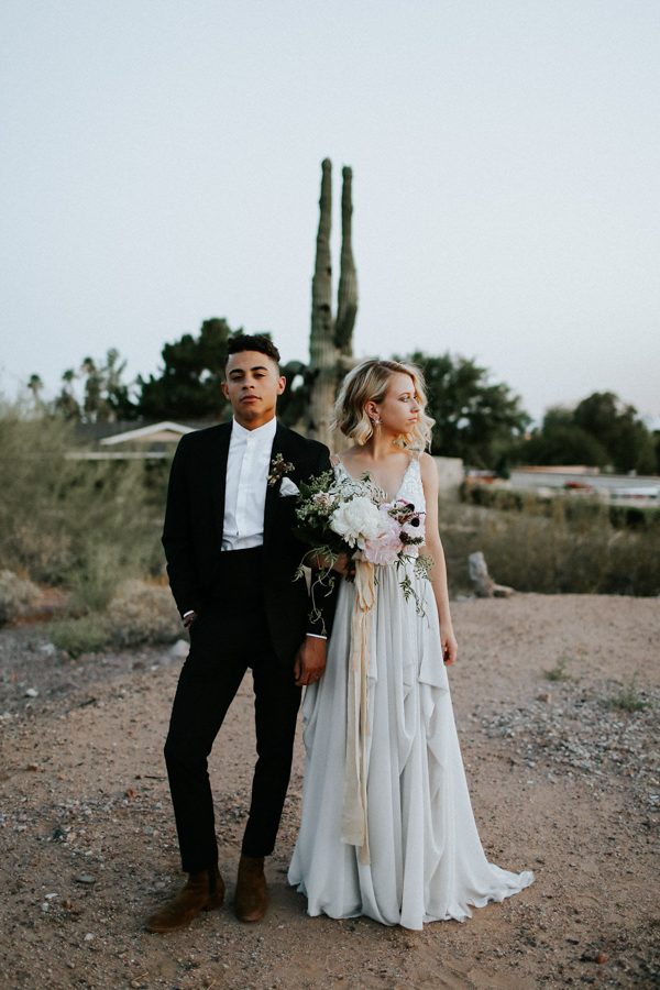 fashion-forward-scottsdale-wedding-in-black-grey-and-rose-gold-38