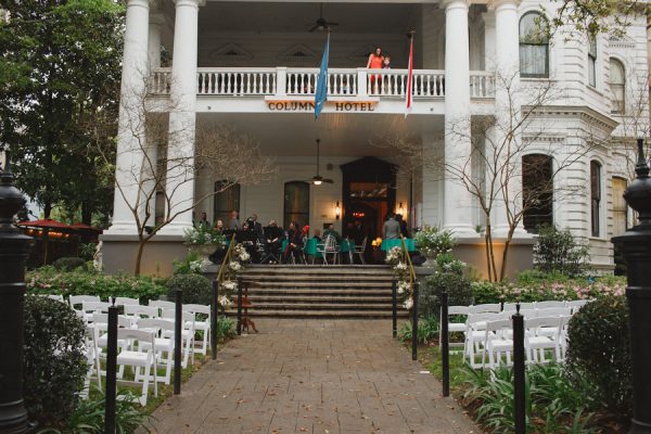 Garden Inspired New Orleans Wedding At The Columns Hotel Junebug