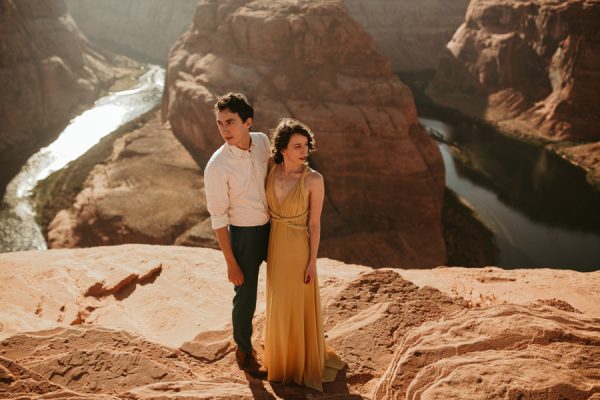 impossibly-adorable-antelope-canyon-and-horseshoe-bend-engagement-session-18