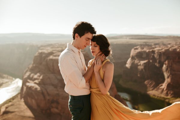 impossibly-adorable-antelope-canyon-and-horseshoe-bend-engagement-session-20