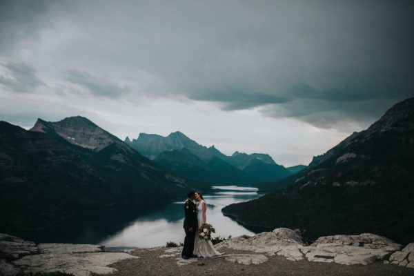 jaw-dropping-stormy-anniversary-shoot-mount-crandell-3