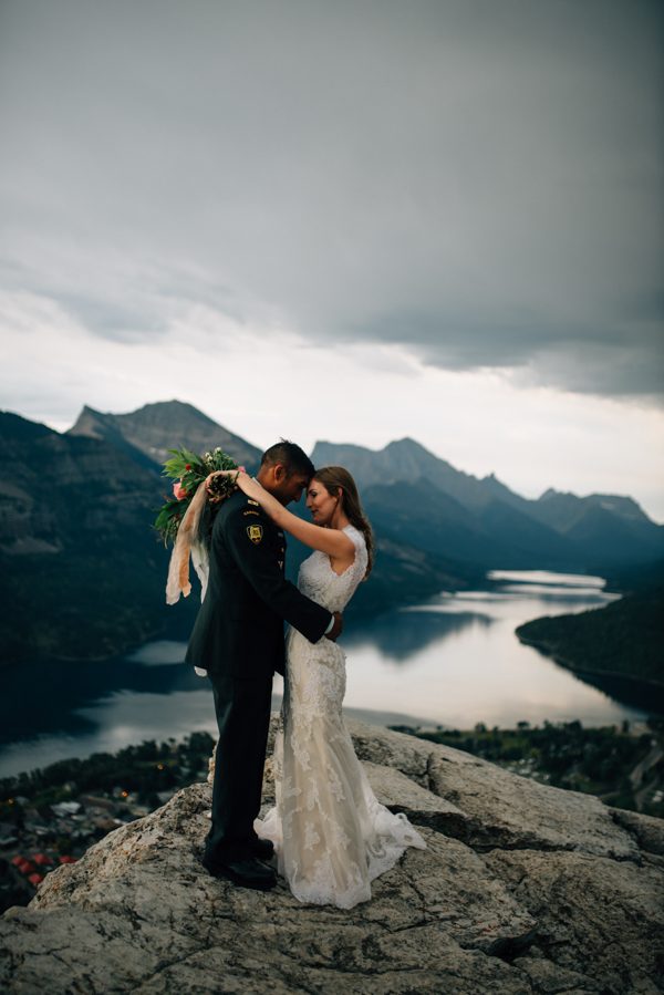 jaw-dropping-stormy-anniversary-shoot-mount-crandell-6