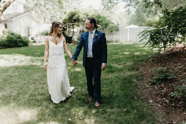 relaxed-boho-north-carolina-wedding-at-rock-quarry-farm-13