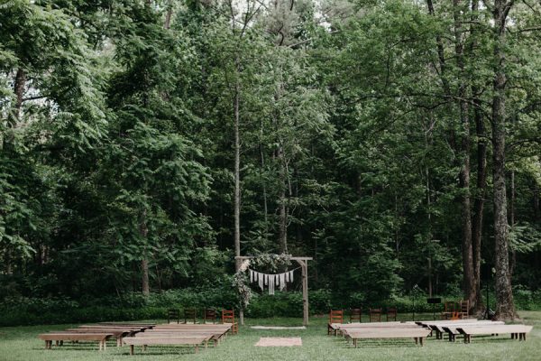 relaxed-boho-north-carolina-wedding-at-rock-quarry-farm-19