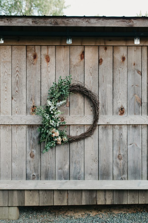 relaxed-boho-north-carolina-wedding-at-rock-quarry-farm-48