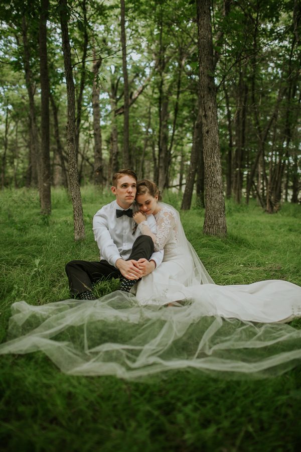 this-couple-made-their-own-traditions-in-their-whitewater-state-park-wedding-12