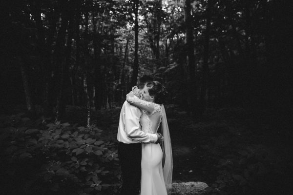 this-couple-made-their-own-traditions-in-their-whitewater-state-park-wedding-16