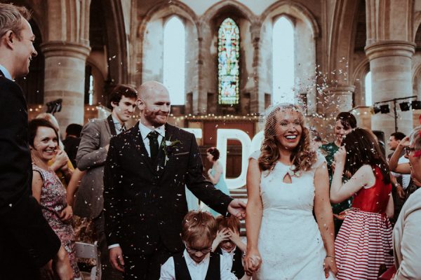 this-couple-said-i-do-in-a-big-way-at-their-leeds-wedding-18