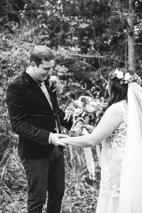 this-houston-museum-of-natural-science-wedding-got-its-inspiration-from-the-gem-and-mineral-exhibit-13