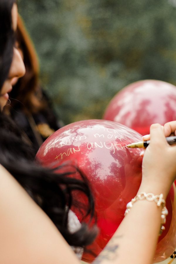 this-houston-museum-of-natural-science-wedding-got-its-inspiration-from-the-gem-and-mineral-exhibit-14