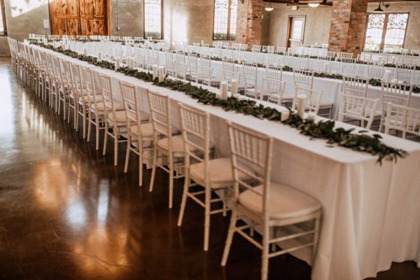 black-and-emerald-texas-wedding-at-olde-dobbin-station-joseph-west-14