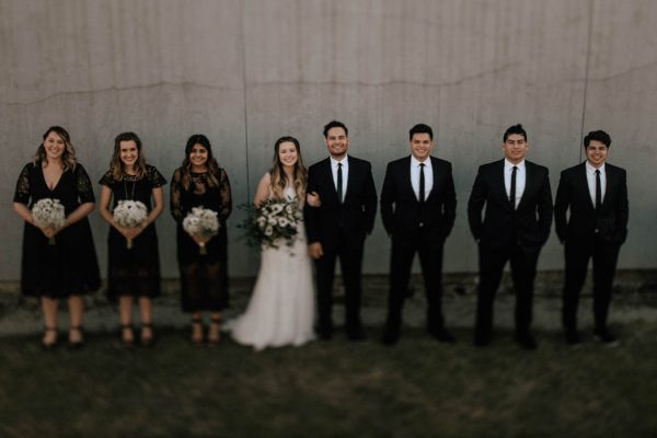 black-and-emerald-texas-wedding-at-olde-dobbin-station-joseph-west-39