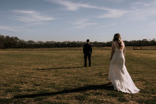 black-and-emerald-texas-wedding-at-olde-dobbin-station-joseph-west-8