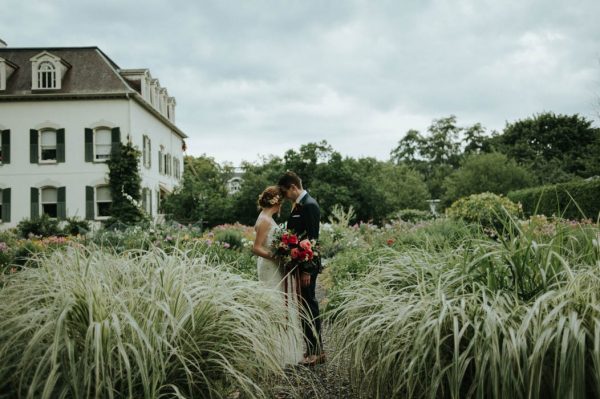 botanical-toronto-wedding-at-spadina-house-museum-daring-wanderer-22