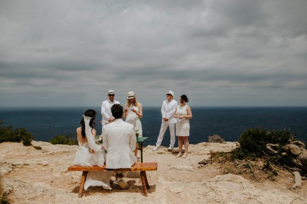 effortless-cliffside-wedding-in-ibiza-sascha-kraemer-18