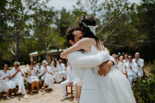 effortless-cliffside-wedding-in-ibiza-sascha-kraemer-22