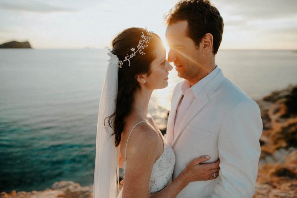 effortless-cliffside-wedding-in-ibiza-sascha-kraemer-49