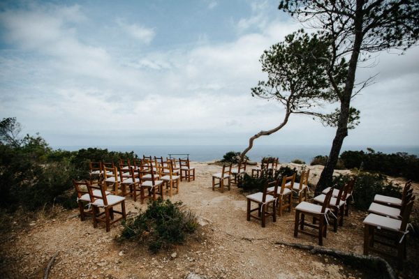 effortless-cliffside-wedding-in-ibiza-sascha-kraemer-7