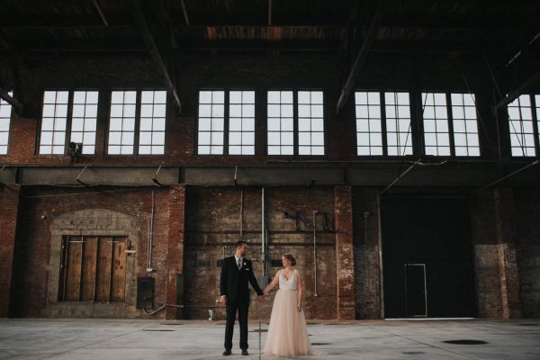 indoor-garden-wedding-at-thompsons-point-in-portland-maine-cortney-vamvakias-photography-24