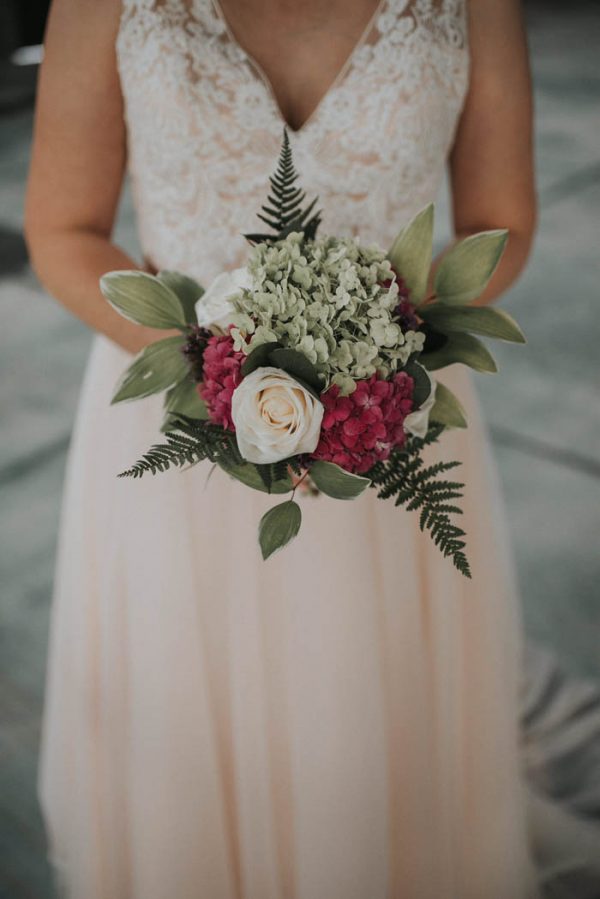 indoor-garden-wedding-at-thompsons-point-in-portland-maine-cortney-vamvakias-photography-26