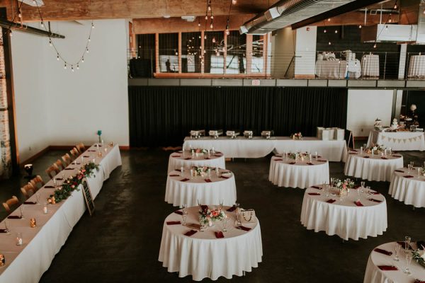 modern-romantic-portland-wedding-at-leftbank-annex-olivia-strohm-photography-44