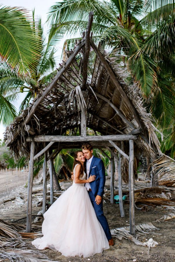 Rugged Hawaiian Wedding Photos On The Big Island Junebug Weddings