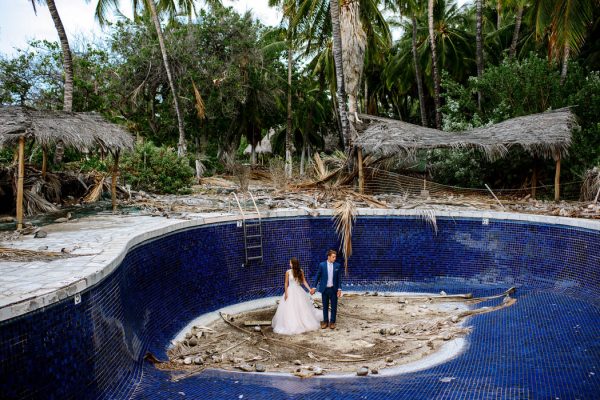 rugged-hawaiian-wedding-photos-on-the-big-island-karina-and-maks-46