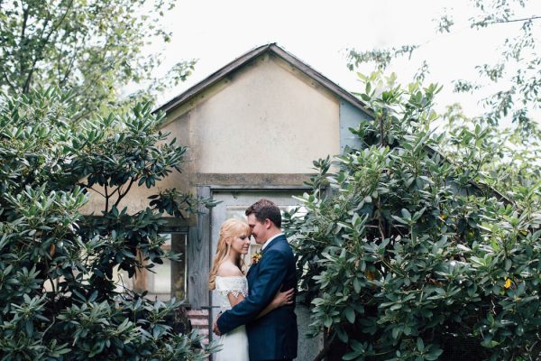 this-michigan-orchard-wedding-at-belsolda-farm-is-quintessentially-autumn-vafa-photography-14