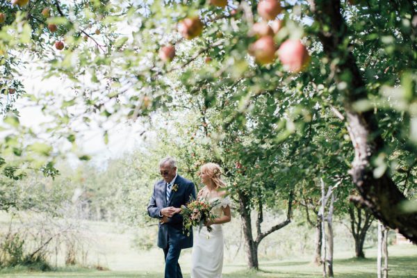 this-michigan-orchard-wedding-at-belsolda-farm-is-quintessentially-autumn-vafa-photography-30