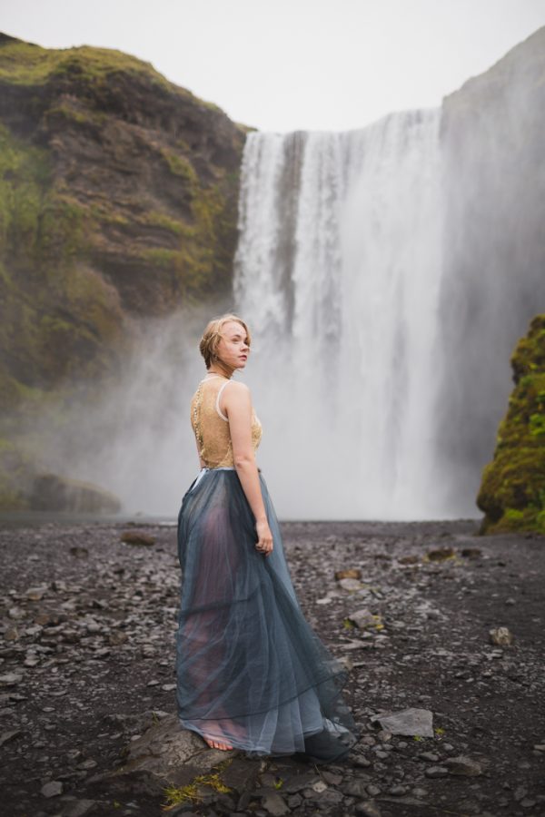 beautifully-wild-iceland-bridal-inspiration-9