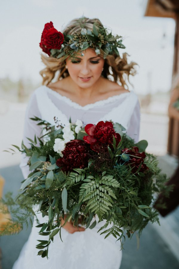 Jewel Tone Boho Wedding at The Glen at Crossmount | Junebug Weddings