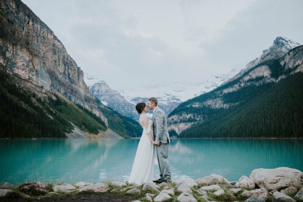 look-no-further-than-these-photos-for-your-lake-louise-elopement-inspiration-1