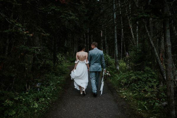 look-no-further-than-these-photos-for-your-lake-louise-elopement-inspiration-17