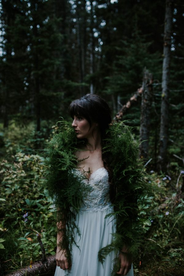 look-no-further-than-these-photos-for-your-lake-louise-elopement-inspiration-22