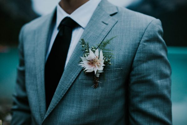 look-no-further-than-these-photos-for-your-lake-louise-elopement-inspiration-25