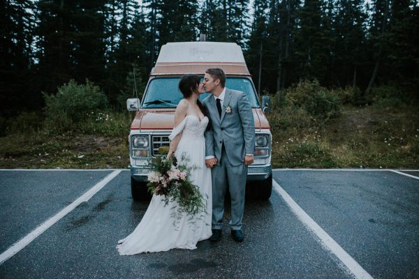 look-no-further-than-these-photos-for-your-lake-louise-elopement-inspiration-32