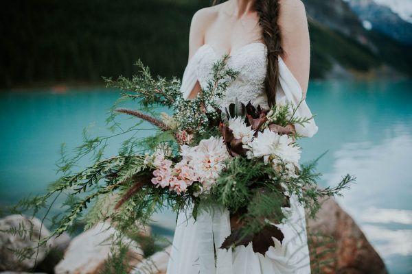 look-no-further-than-these-photos-for-your-lake-louise-elopement-inspiration-6