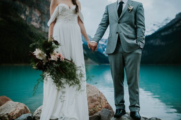 look-no-further-than-these-photos-for-your-lake-louise-elopement-inspiration-9