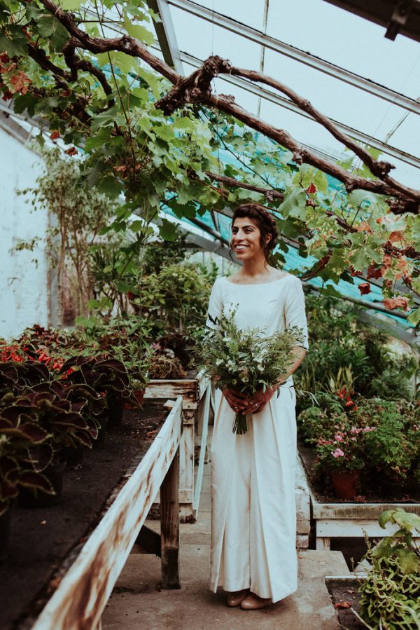 this-couple-put-a-natural-spin-on-their-sledmere-house-barn-wedding-26