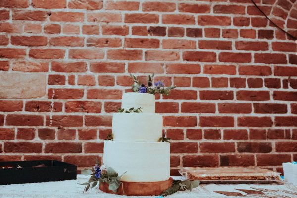 this-couple-put-a-natural-spin-on-their-sledmere-house-barn-wedding-29