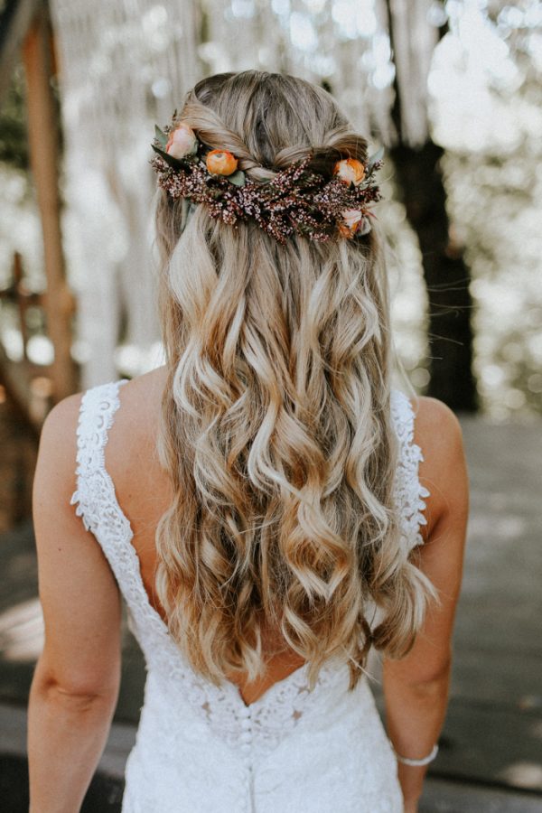 this-fall-wedding-at-southwind-hills-seamlessly-blends-bold-and-soft-styles-11