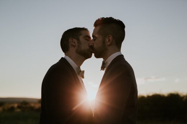 this-gorgeous-marfa-wedding-captures-the-magic-of-west-texas-7