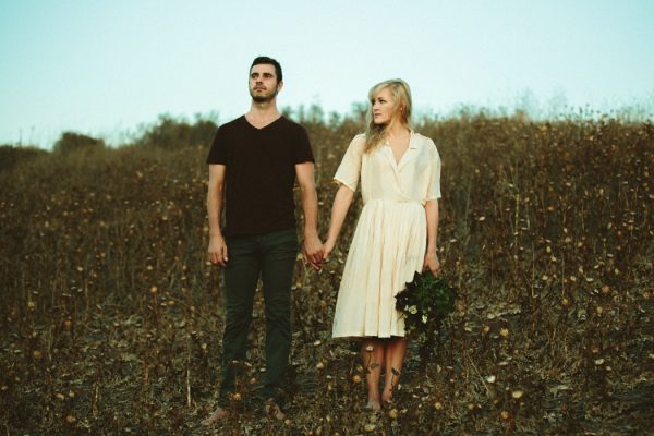 this-ultra-flexible-couple-had-a-yoga-engagement-in-the-woods-27