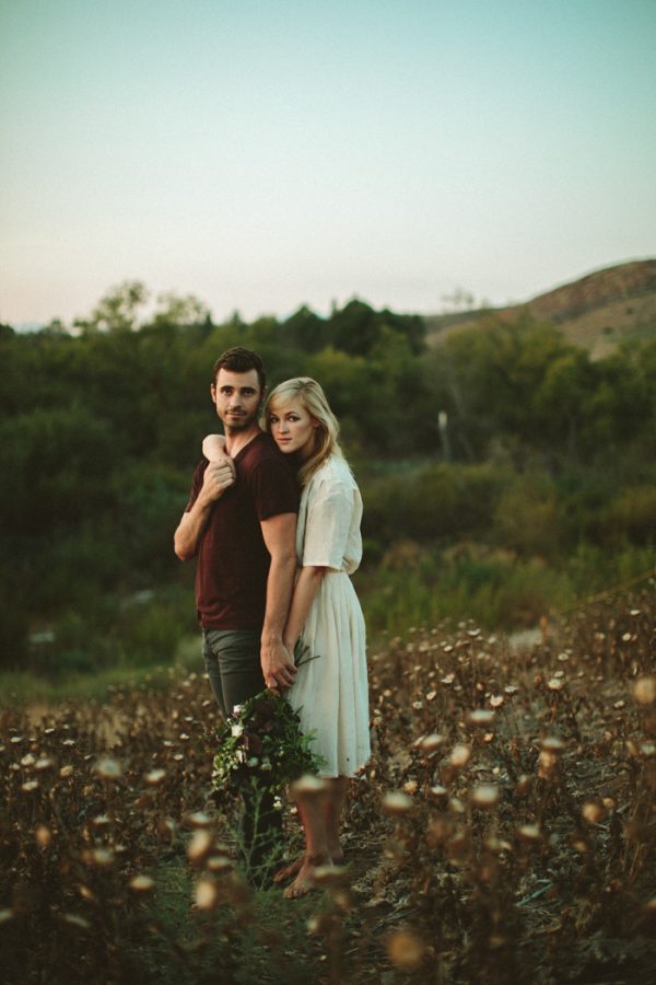 this-ultra-flexible-couple-had-a-yoga-engagement-in-the-woods-28