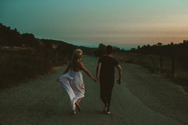 this-ultra-flexible-couple-had-a-yoga-engagement-in-the-woods-41