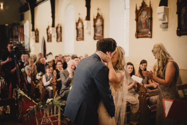 an-irish-wedding-at-tankardstown-house-with-boho-elegance-and-an-anna-campbell-gown-tomasz-kornas-22