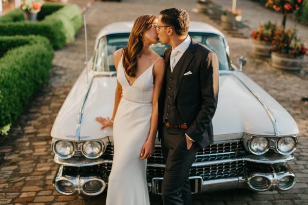 blue-and-white-roche-harbor-resort-wedding-on-san-juan-island-luke-and-mallory-photography-49