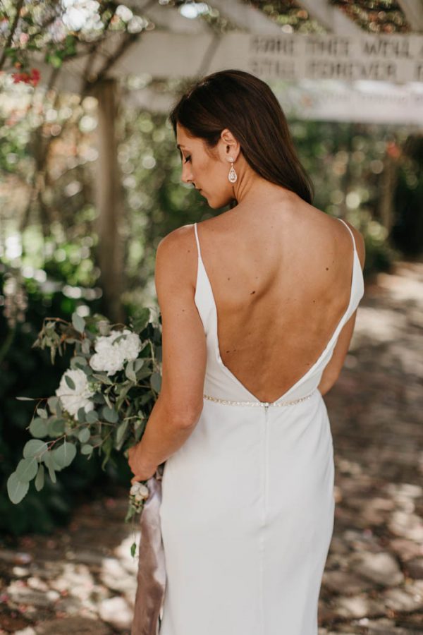 blue-and-white-roche-harbor-resort-wedding-on-san-juan-island-luke-and-mallory-photography-53