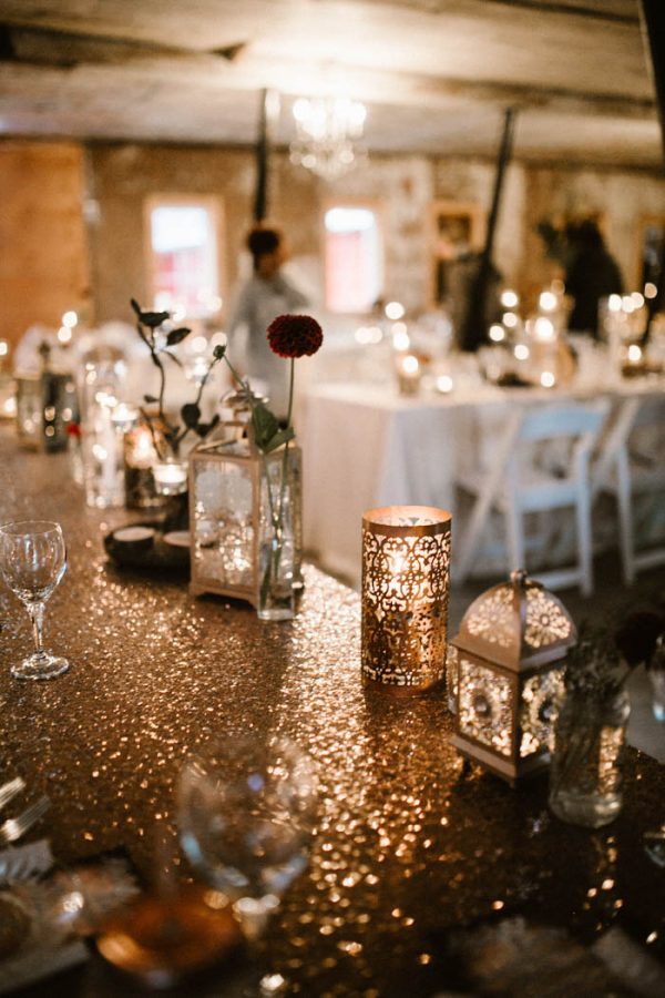 elegant-marsala-and-champagne-manitoba-wedding-at-the-rustic-wedding-barn-ariana-tennyson-photography-51